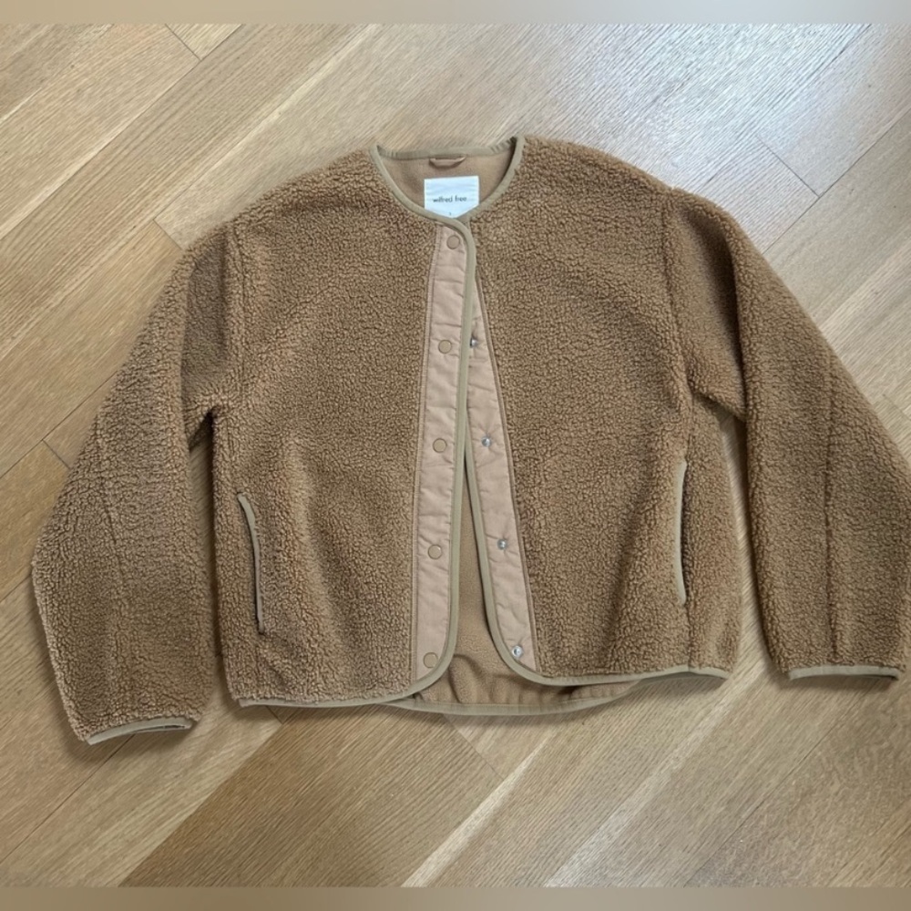 Wilfred Plush Teddy Sherpa Jacket in Camel